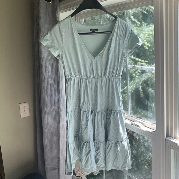 Light blue dress - Picture 1 of 2